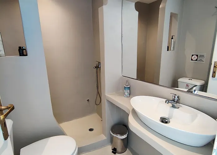 Апартаменты Portolati Sea View *